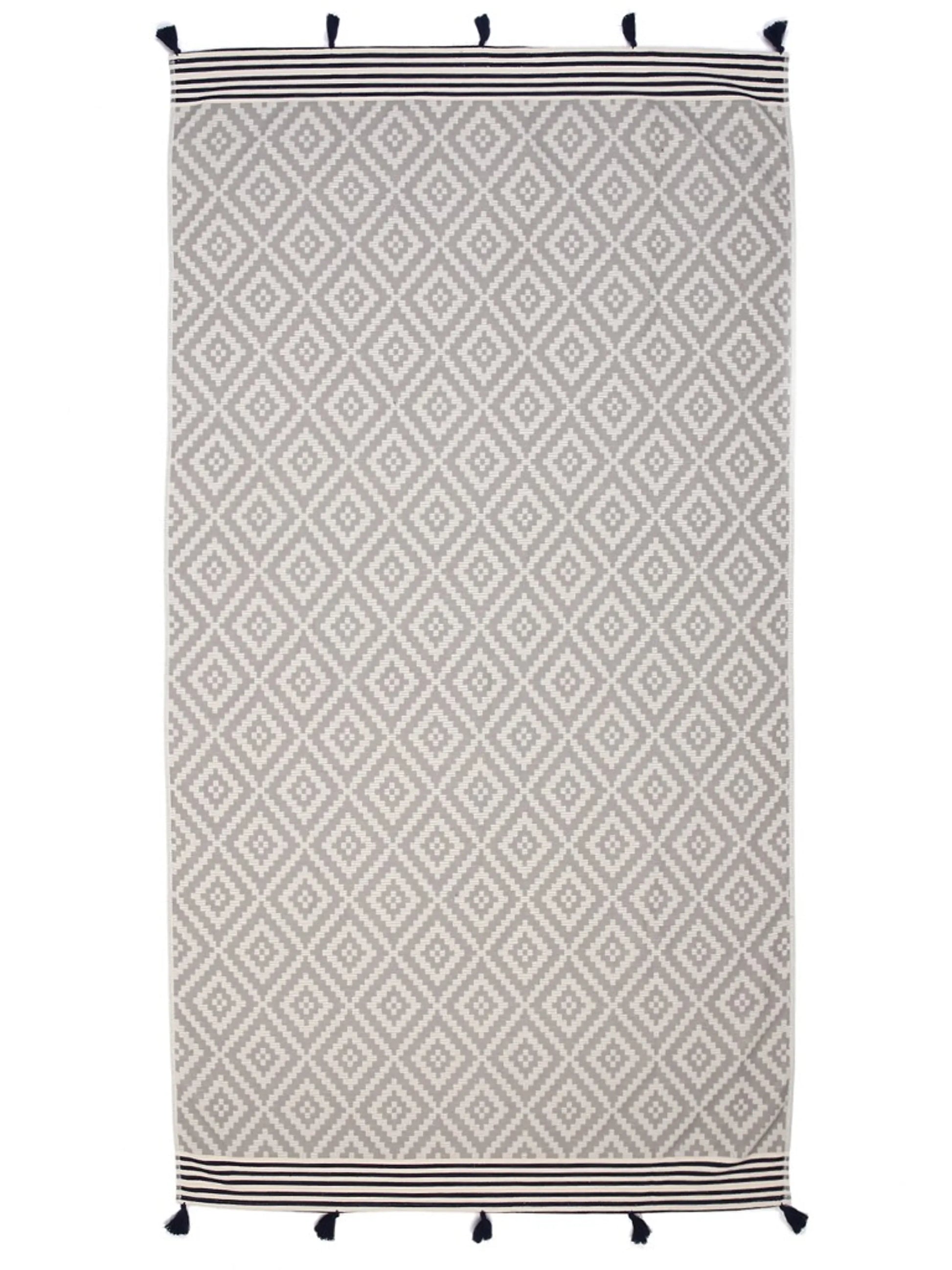 Cove Diamond Turkish Beach Blanket detail 4