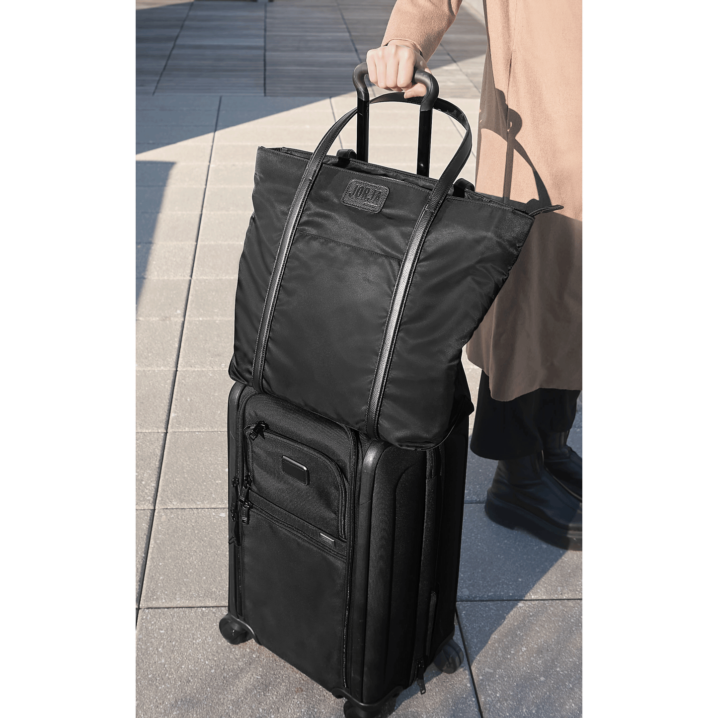 The Structured Tote